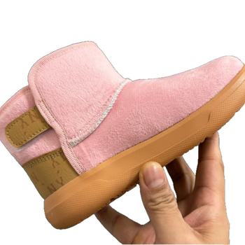 Női bokacsizmák téli, fleece béléssel, felső része mű PU, gumírozott talp, koreai stílus