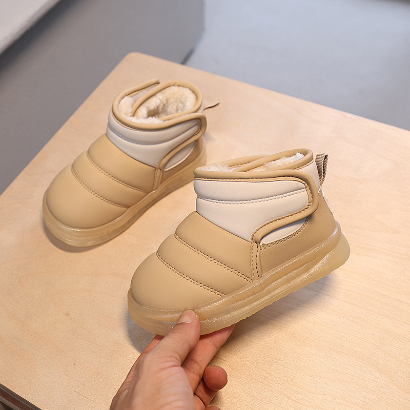 Gyerek téli bakancs csíkos mintával, műbőr felsőrész, fleece bélés, vastag PVC talp, Velcro zárás