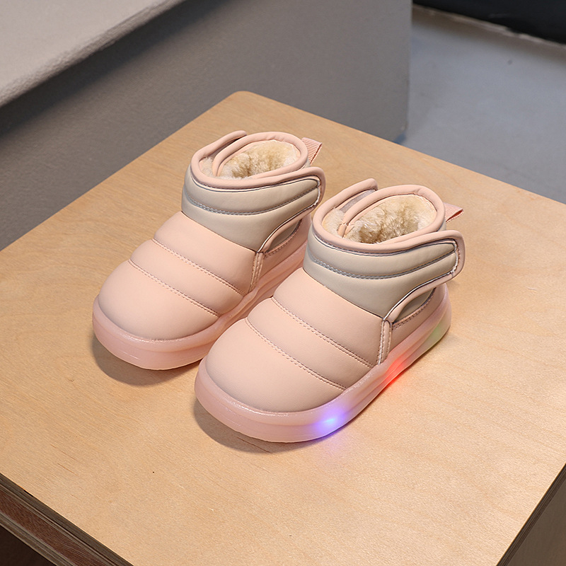 Gyerek téli bakancs csíkos mintával, műbőr felsőrész, fleece bélés, vastag PVC talp, Velcro zárás