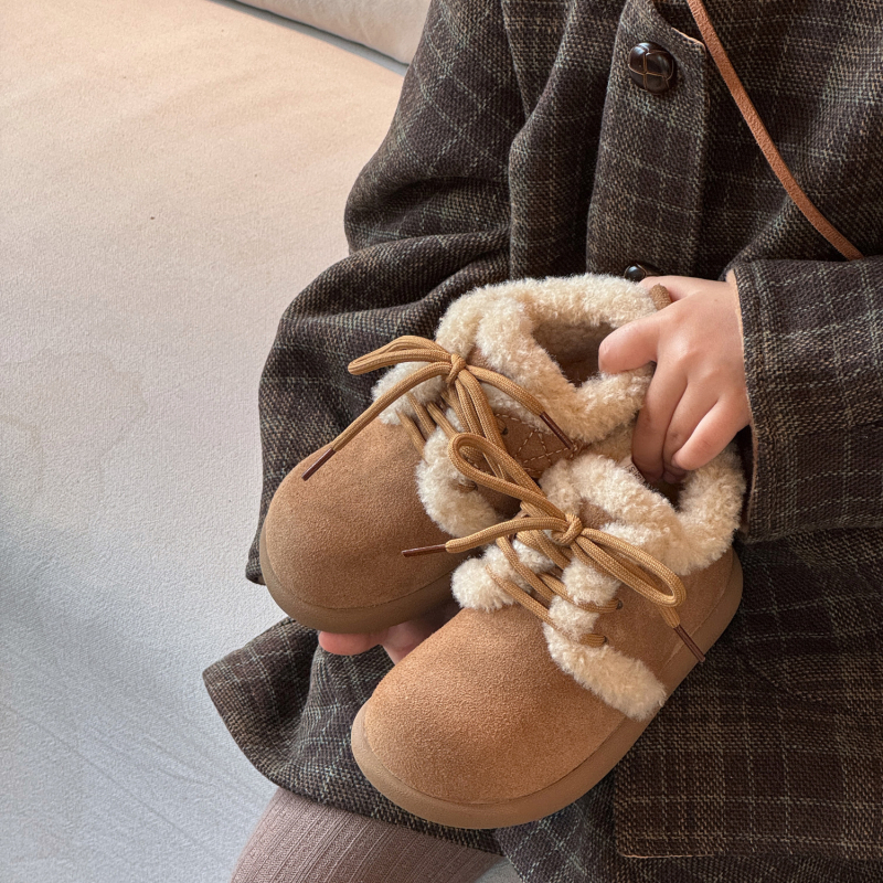 Dječje cipele: gornji dio od velura kravlje kože, podstava fleece, đon od gume, zatvarač Velcro, korejski stil, niska potpetica