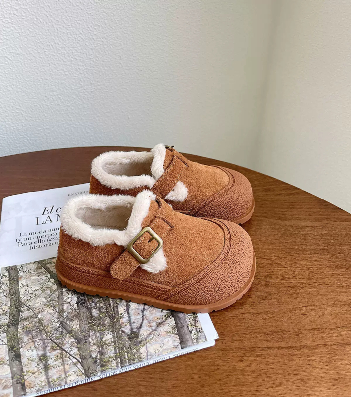 Dječje zimske loaferice s flešem, nubuk gornji dio, gumeni potplat, Velcro zatvarač, veličine 15-30