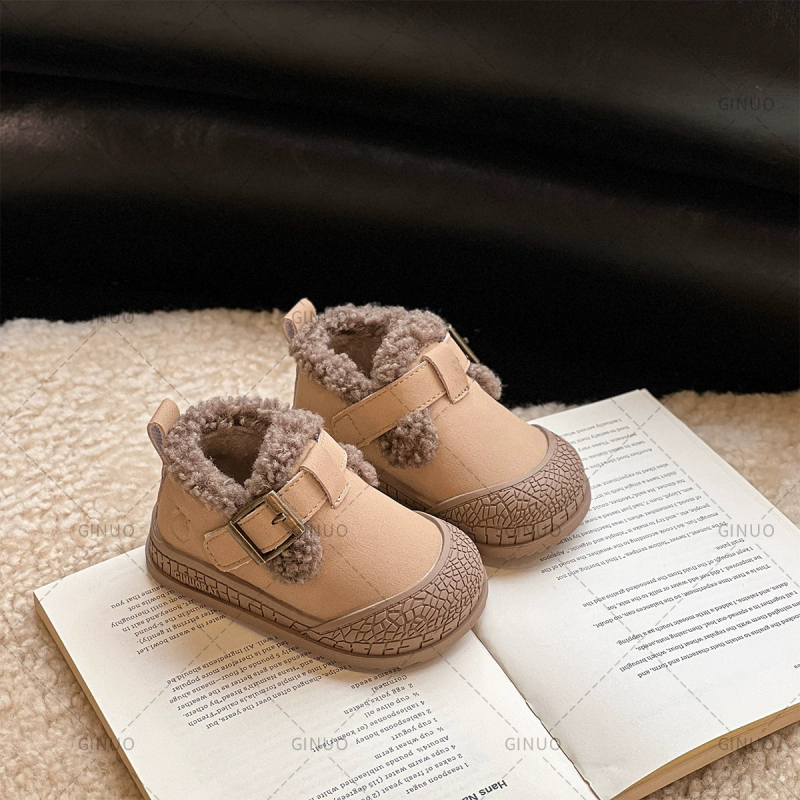 Dječje zimske loaferice s flešem, nubuk gornji dio, gumeni potplat, Velcro zatvarač, veličine 15-30