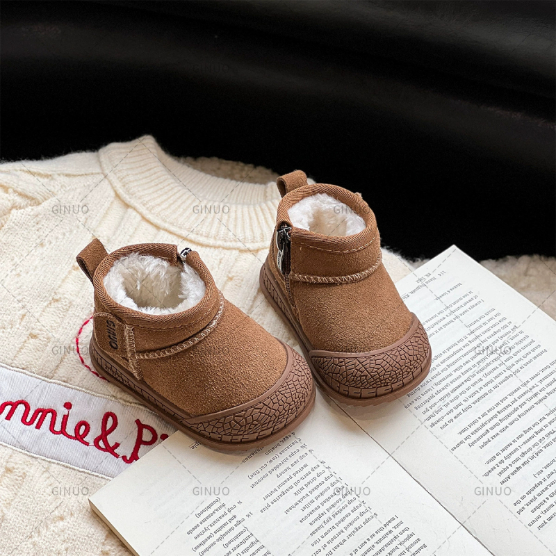 Dječje zimske loaferice s flešem, nubuk gornji dio, gumeni potplat, Velcro zatvarač, veličine 15-30
