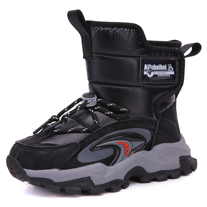 Bokacsizma fiúknak szintetikus bőrből, sportos stílus, korosztály 1–16 év (Felső anyag: Szintetikus bőr; Stílus: Mozgás; Korosztály: 1–16; Nem: Fiúk)