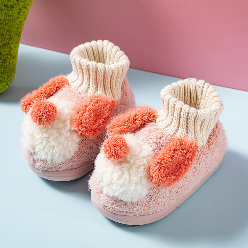 Gyerekek beltéri pamut papucs velúr felsővel, mesefigurás mintás, vastag téli kivitel, TPR talp, uniszex, 1–3 éveseknek