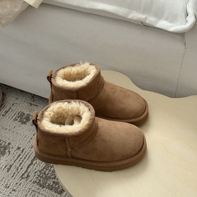 Gyerekeknek szóló bokacsizma, felső része szőrme integrált, EVA talp, uniszex, 4–12 évesek, téli 2025 kiadás