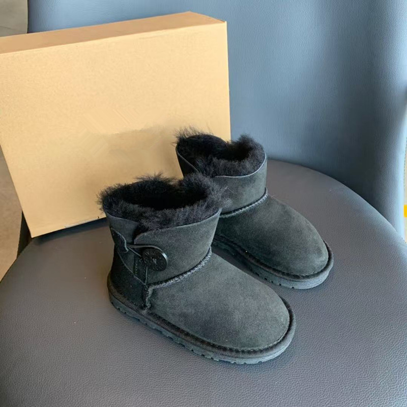 Unisex detské členkové čižmy s kožušinovou vrchnou časťou, casual štýl, zapínanie na gombík, teplé podšitie, vek 4–16 rokov