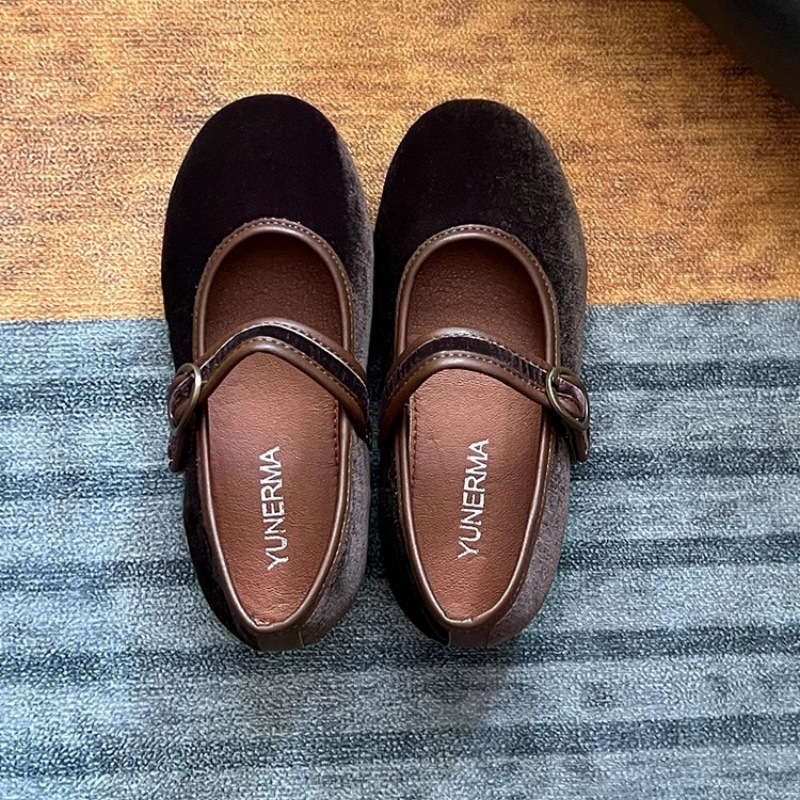 Velcro cipő gyerekeknek vászonból, gumírozott talppal, alacsony felsőrésszel, bőr bélés és műbőr talpbetéttel, lányoknak 4–16 évesek (tavasz, nyár, ősz).