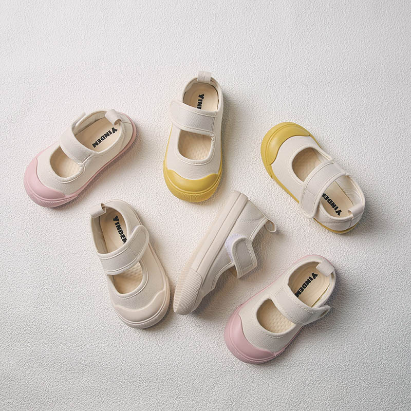 Gyerekeknek készült vászon cipő beltéri használatra Velcro zárással, lélegző felsőrész, gumírozott talp, alacsony szárú, 1–6 éveseknek