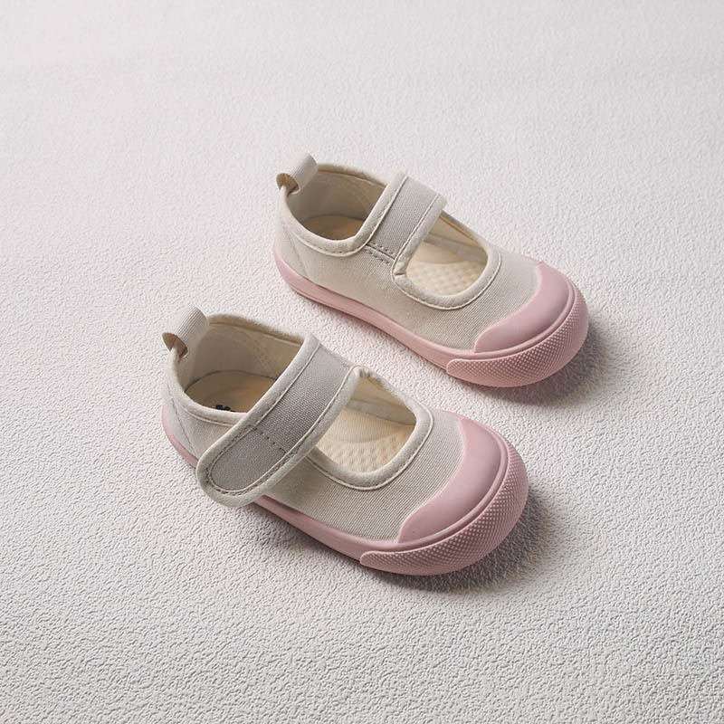 Gyerekeknek készült vászon cipő beltéri használatra Velcro zárással, lélegző felsőrész, gumírozott talp, alacsony szárú, 1–6 éveseknek