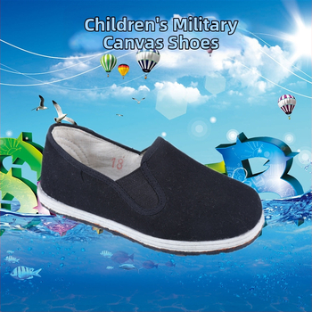 Detské textilné topánky s gumovou podrážkou, nízky vrš, elastická páska na zapínanie, bavlnená výstelka