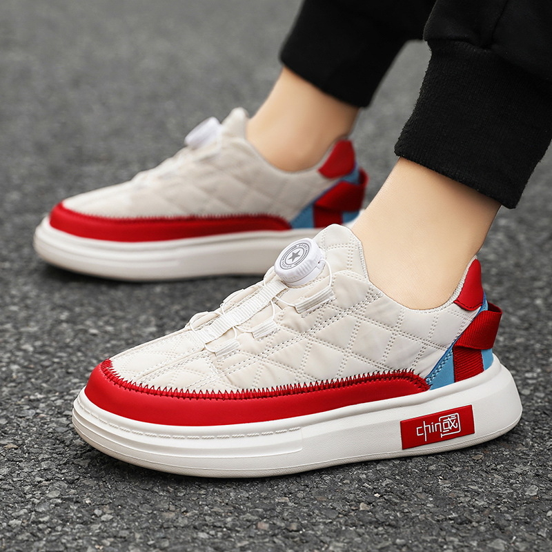 Fiúknak szóló textil futócipő forgatható gombos záródással, EVA talp, alacsony szárú, légáteresztő hálós belső, csúszásgátló és ütéscsillapító