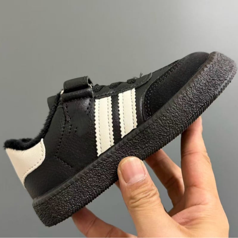 Dječje tenisice s Velcro kopčom za slobodno vrijeme, gornji dio od sintetičke kože, gumeni potplat, niski kroj, prozračne i vodootporne.