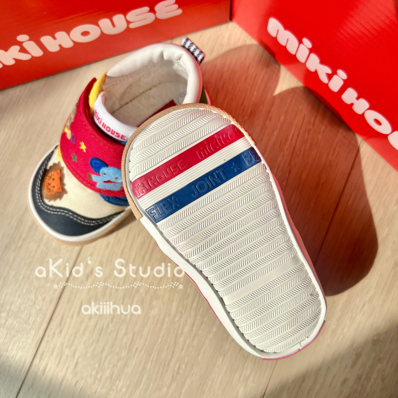 Casual dječje platnene tenisice s Velcro kopčom, niski kroj, gumena potplata, izvezeni motiv