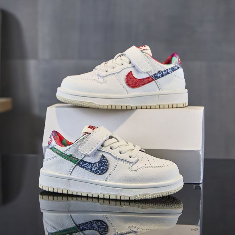 Детски спортни обувки с лепенка, микрофибърна кожа горна част, гумена подметка, нисък профил, цветово съчетание