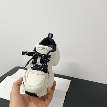 Unisex športové topánky typu dad shoes s Velcro zapínaním, horná časť z Super Fiber, priedušné, odolné voči oderu, gumová podrážka