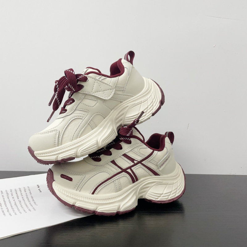 Unisex športové topánky typu dad shoes s Velcro zapínaním, horná časť z Super Fiber, priedušné, odolné voči oderu, gumová podrážka