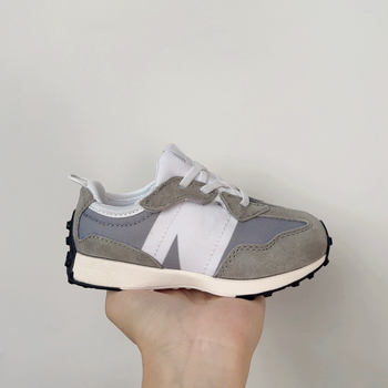 Detské športovo-voľnočasové topánky – vrchná časť z plátna, podrážka z gumy, priedušné, protišmykové, unisex