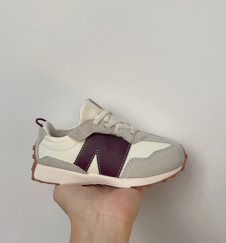 Detské športovo-voľnočasové topánky – vrchná časť z plátna, podrážka z gumy, priedušné, protišmykové, unisex