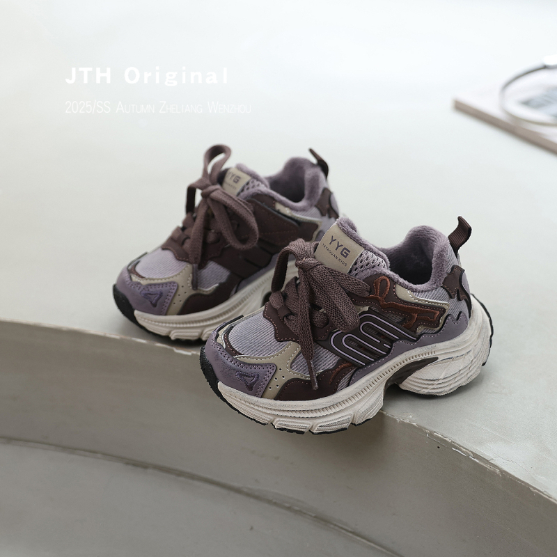 Detské zimné tenisky v štýle dad shoes, horný materiál Super fiber, EVA podrážka, zapínanie na Velcro, protišmykové a teplé, vhodné pre vek 7–16 rokov