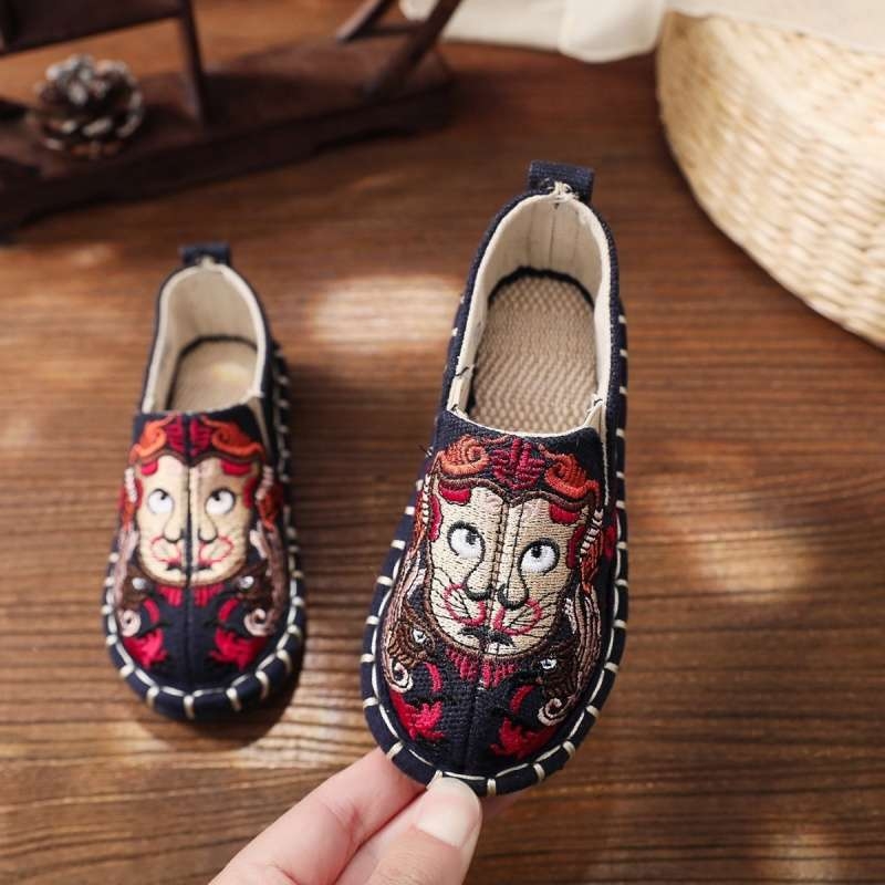 Vaikų drobiniai bateliai Kinų stiliaus, rankomis siuvinėti, viršutinė dalis iš medvilnės, vidutinio aukščio, PU padas, kvėpuojantys