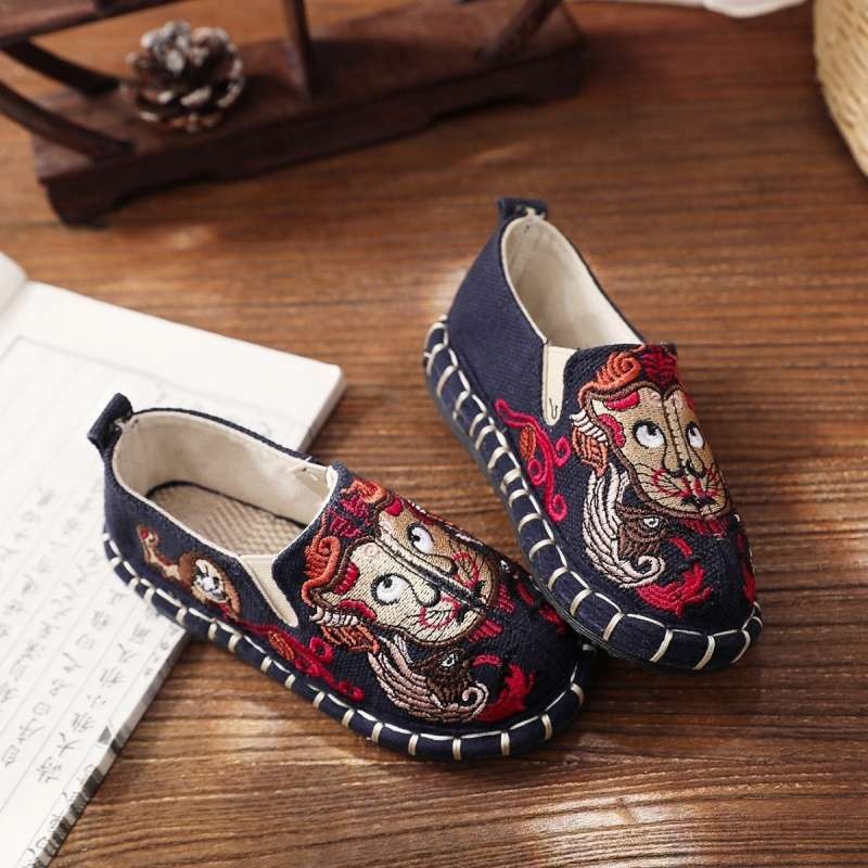 Vaikų drobiniai bateliai Kinų stiliaus, rankomis siuvinėti, viršutinė dalis iš medvilnės, vidutinio aukščio, PU padas, kvėpuojantys