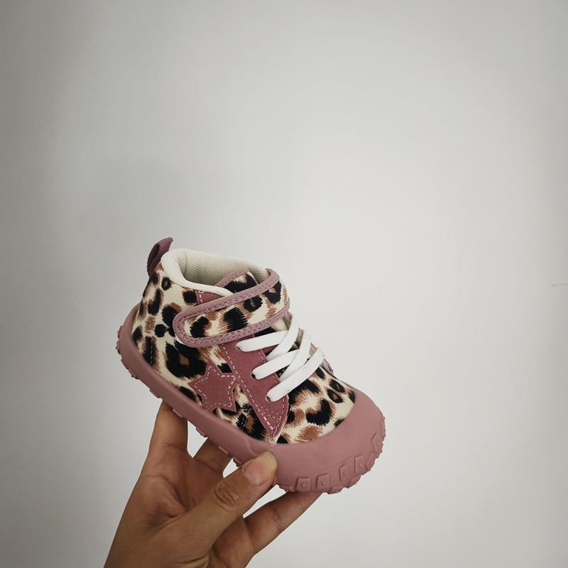 Детски кецове с леопардов принт, Velcro закопчаване, платнена горна част, подметка от гума, дишащи