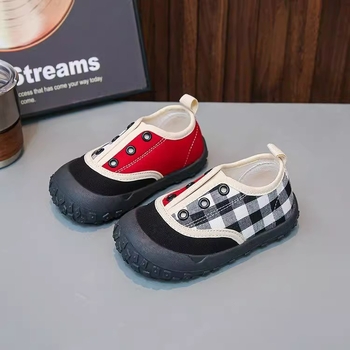 Vaikiški slip-on sportbačiai su plaid raštu, viršutinė drobė, guma padas, žemas profilis