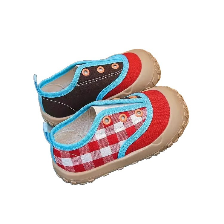 Vaikiški slip-on sportbačiai su plaid raštu, viršutinė drobė, guma padas, žemas profilis