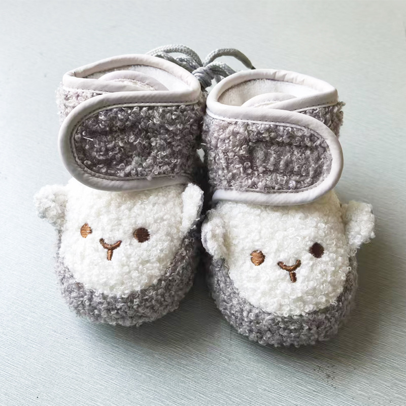 Detské topánky s Mäkkou podrážkou, zapínanie na suchý zips, vzor zvierat, horná časť z velúru, pre vek 6–12 mesiacov