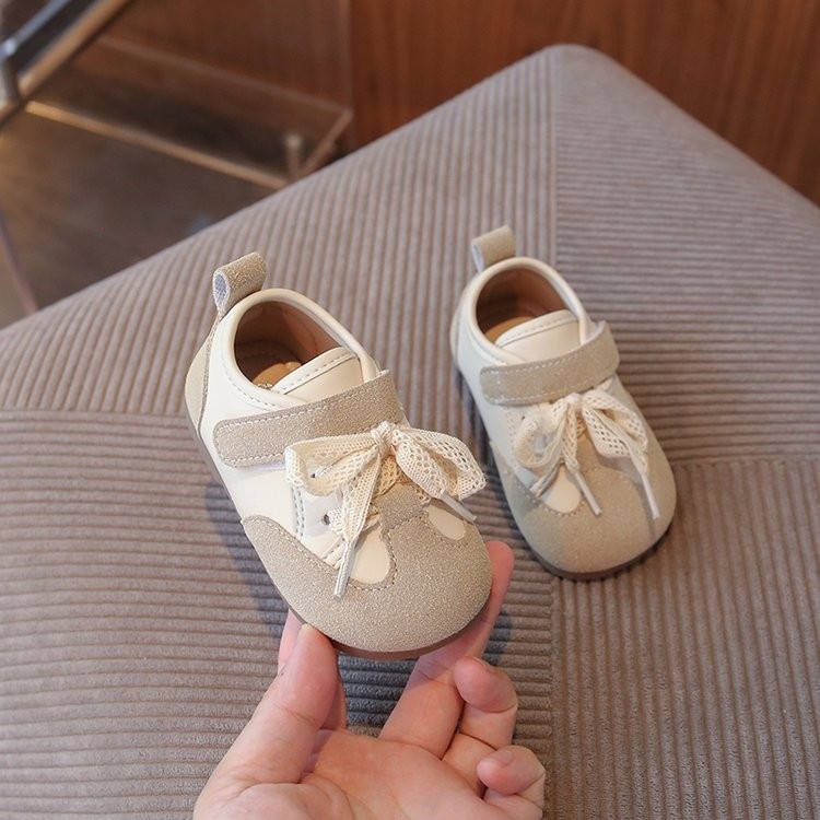 Pantofi pentru copii mici din piele sintetică, închidere Velcro, talpă anti-derapantă și rezistentă la uzură, pentru 12–36 de luni, potriviți pentru primăvară, vară și toamnă