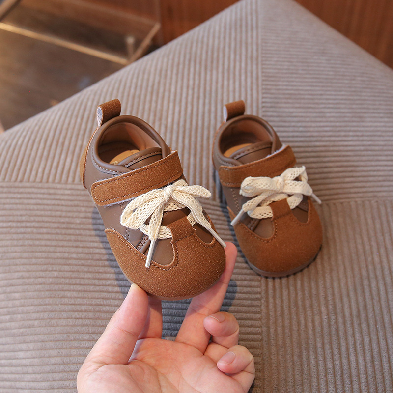 Pantofi pentru copii mici din piele sintetică, închidere Velcro, talpă anti-derapantă și rezistentă la uzură, pentru 12–36 de luni, potriviți pentru primăvară, vară și toamnă