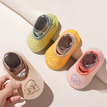 Șosete de podea pentru copii - antiderapante, talpă moale, poliester respirabil, croială scurtă, pentru toate anotimpurile