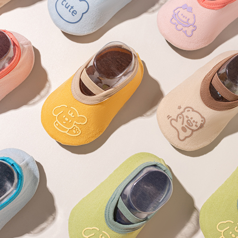 Șosete de podea pentru copii - antiderapante, talpă moale, poliester respirabil, croială scurtă, pentru toate anotimpurile