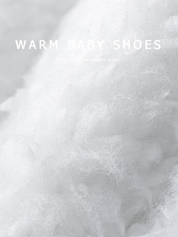 Baba beltéri zoknis cipő fleece béléssel, vastított csúszásmentes talppal, poliészter anyagból; téli, tavaszi és őszi időkre