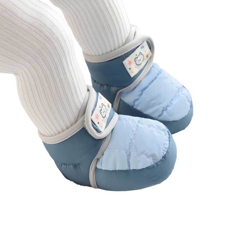 Dječje tenisice za bebe s platnenim gornjim dijelom, debela fleece podstava, mekana gumena potplata, zatvarač na Velcro, zimi.