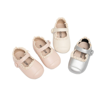 Kožené papučky pre batoľatá na učenie chôdze - protišmyková podrážka, nízky strih, elastická páska, koža ultrafibra, 12–36 mesiacov, princeznovský štýl