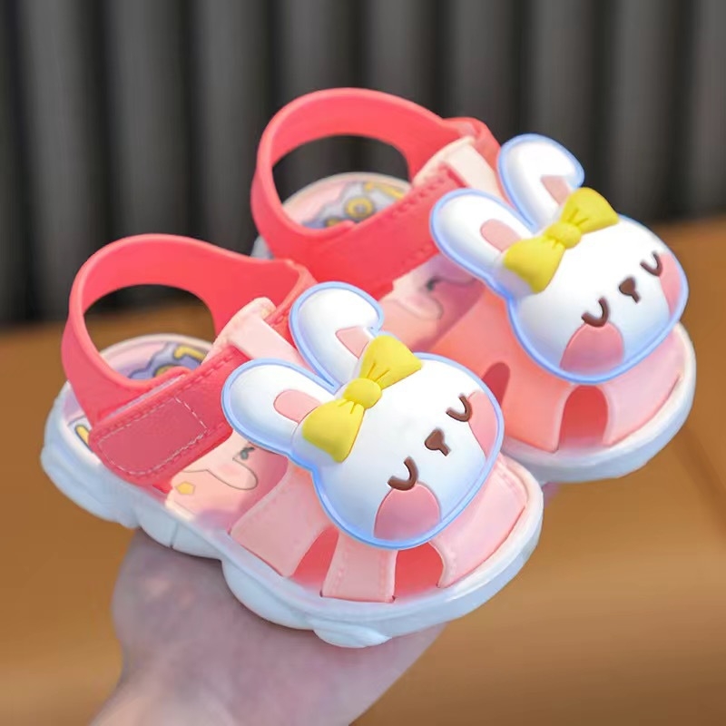 Ljetne sandale za bebe i malu djecu, mekani PVC, zatvoren vrh prsta, protuklizne, Velcro kopča, crtani dizajn, za unutarnje i vanjske aktivnosti