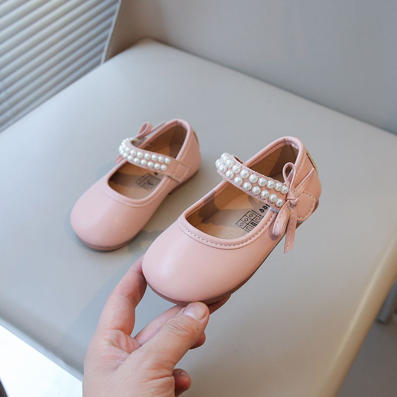 Mergaitėms balerininių batelių su perlų dekoru ir kaspinu, PU viršus, neslidus minkštas padas, 2–6 metų amžiaus