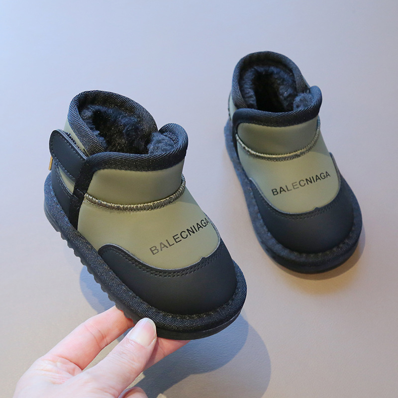 Téli gyerekcsizma Velcro-zárással, felsőrész mikroszálas bőr, középmagas szár, 12–36 hónapos korosztály