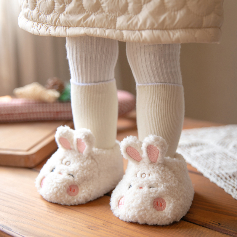 Baba cipő rajzfilm-stílusú – Puha velúr felsőrész, Kompozit talp, Vastagított a melegen tartáshoz, Téli