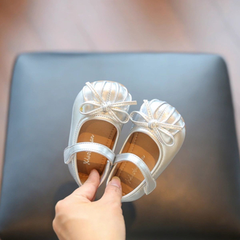 Pantofi din piele pentru fetițe, talpă moale, închidere cu Velcro, talpă joasă, stil prințesă, respirabili, anti-alunecare, pentru vârsta 12–48 de luni