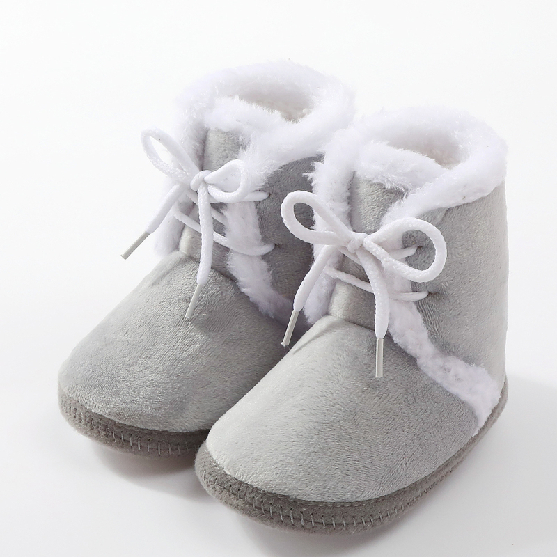 Babacipő Velcro-zárással, pamut felsőrész, lapos talp, rajzolt minta, 6-12 hónapos korhoz.