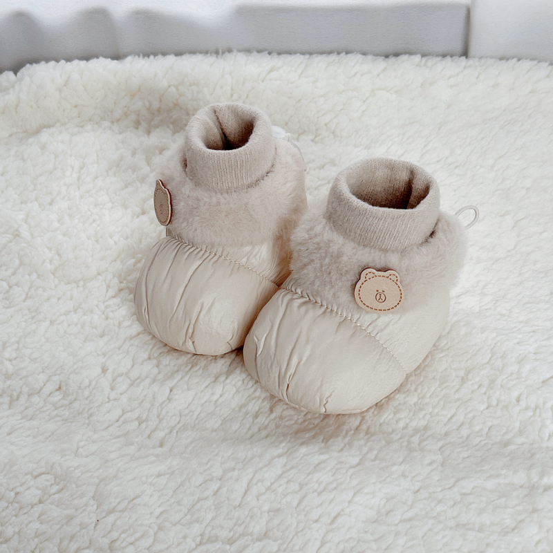 2025 Zimske bebe tenisice s flisom, tople pamučne čarapice-cipele za bebe 6–12 mjeseci, protuklizne