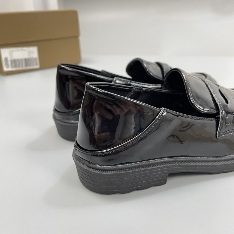 Gyerekeknek szóló loaferek, brit stílus, Microfiber bőrből készült felső rész, PU bélés, gumírozott talp