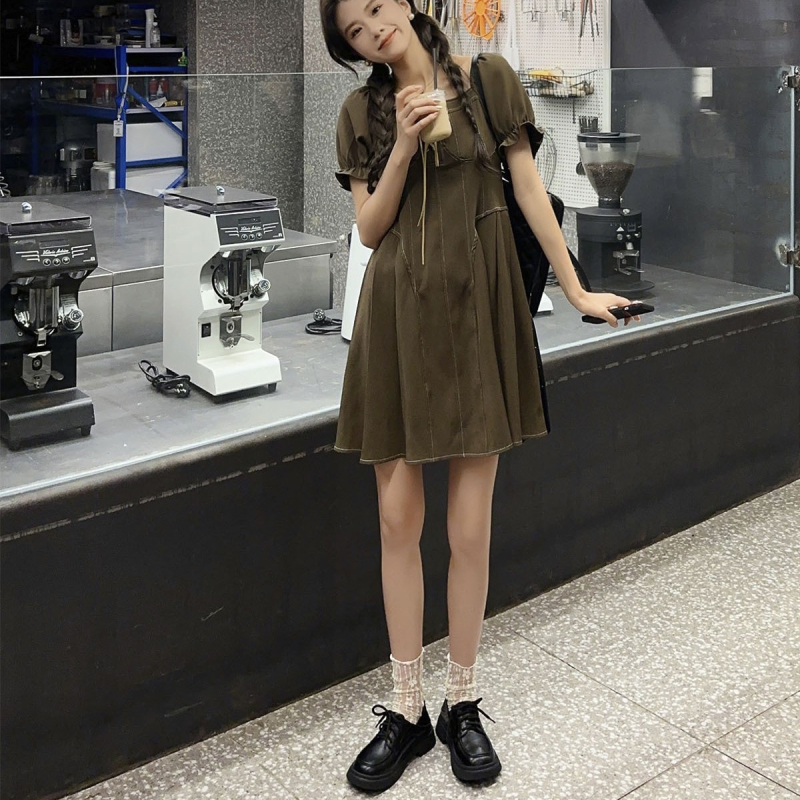 Női bőrlófer brit stílusban, vastag sarok 3–5 cm, gumitalp, belső talp báránybőr