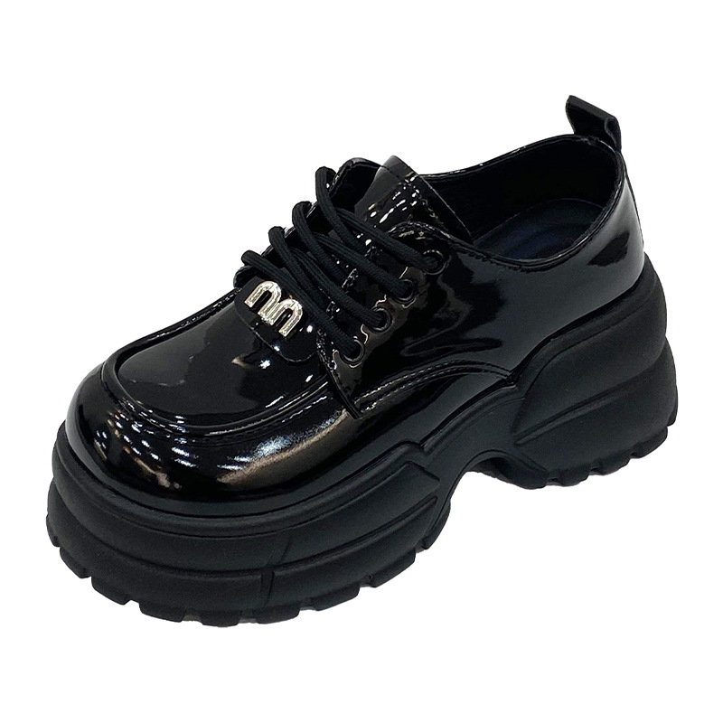 Loafers s okruglim nosom, mikrovlakneni gornji dio, 3–5 cm peta, gumirani đon, niski gornji dio