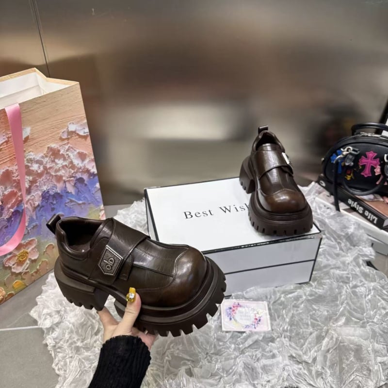 Ženske loafers, PU gornji dio, okrugli nos, Velcro zatvarač, peta 3-5 cm