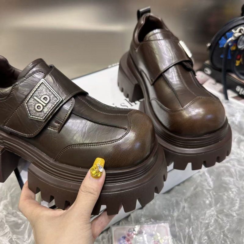 Ženske loafers, PU gornji dio, okrugli nos, Velcro zatvarač, peta 3-5 cm