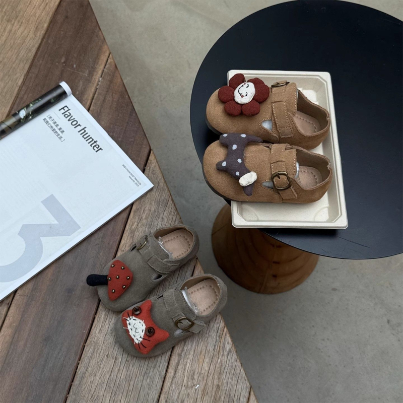 Detské sandále v Birkenstock štýle s Velcro zapínaním, vrchný materiál z hovädzej split kože, gumová podrážka, PU stielka, pre batoľatá 1–3 roky